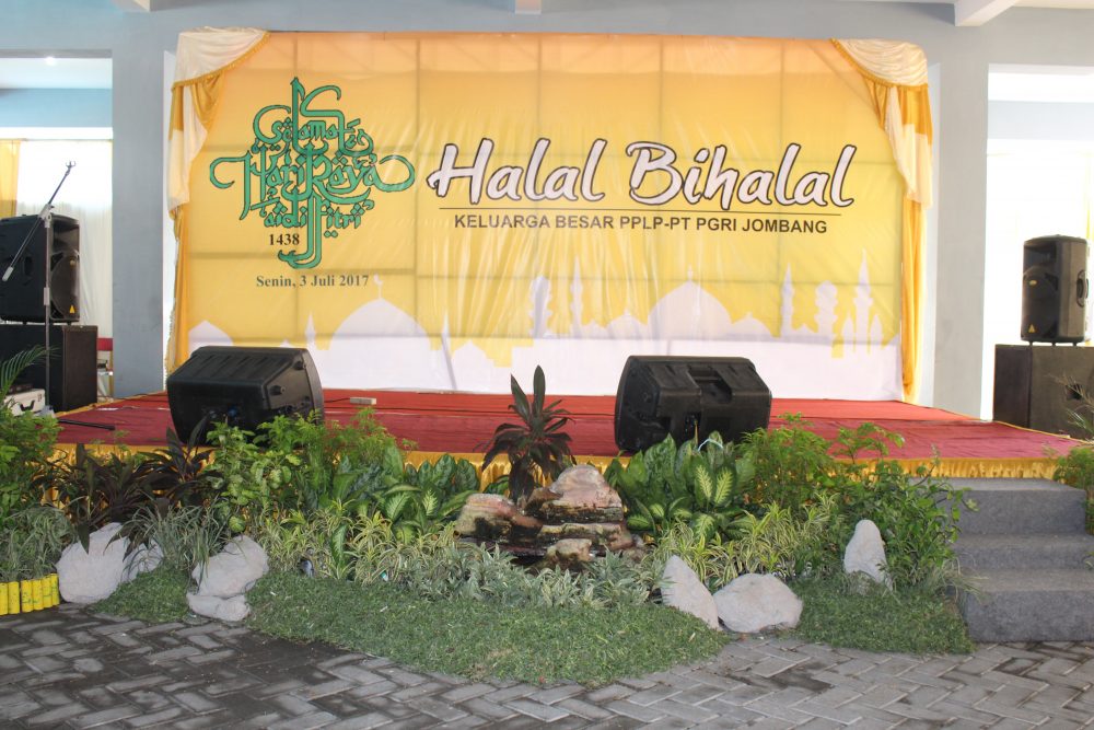 HALAL BI HALAL KELUARGA BESAR PPLP. PT. PGRI JOMBANG