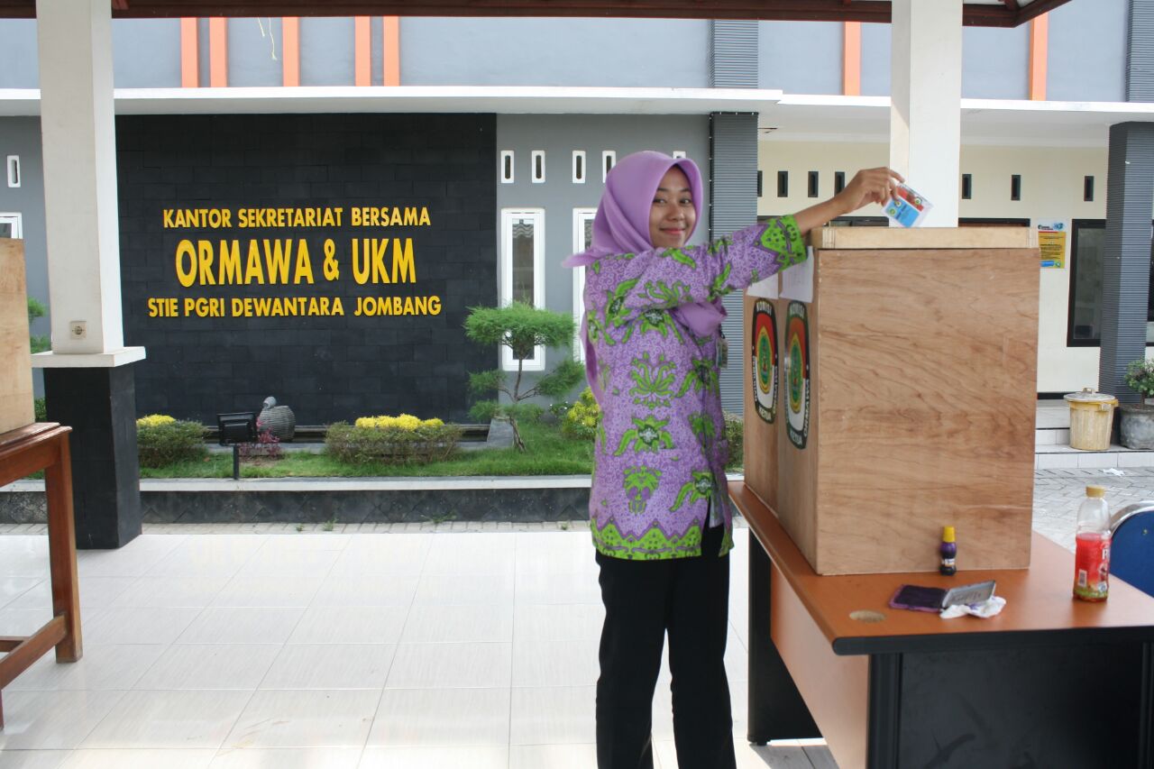 DEBAT VISI MISI, PEMILIHAN KETUA DPM DAN KETUA ORMAWA STIE PGRI DEWANTARA JOMBANG