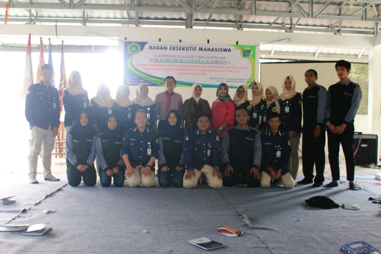 BEM STIE PGRI DEWANTARA JOMBANG GELAR LATIHAN DASAR ORGANISASI (LDO)