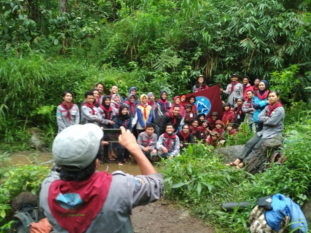 BASIC TRAINING OF BASUNDARA (BASTRAB) KE- IV STIE PGRI DEWANTARA JOMBANG