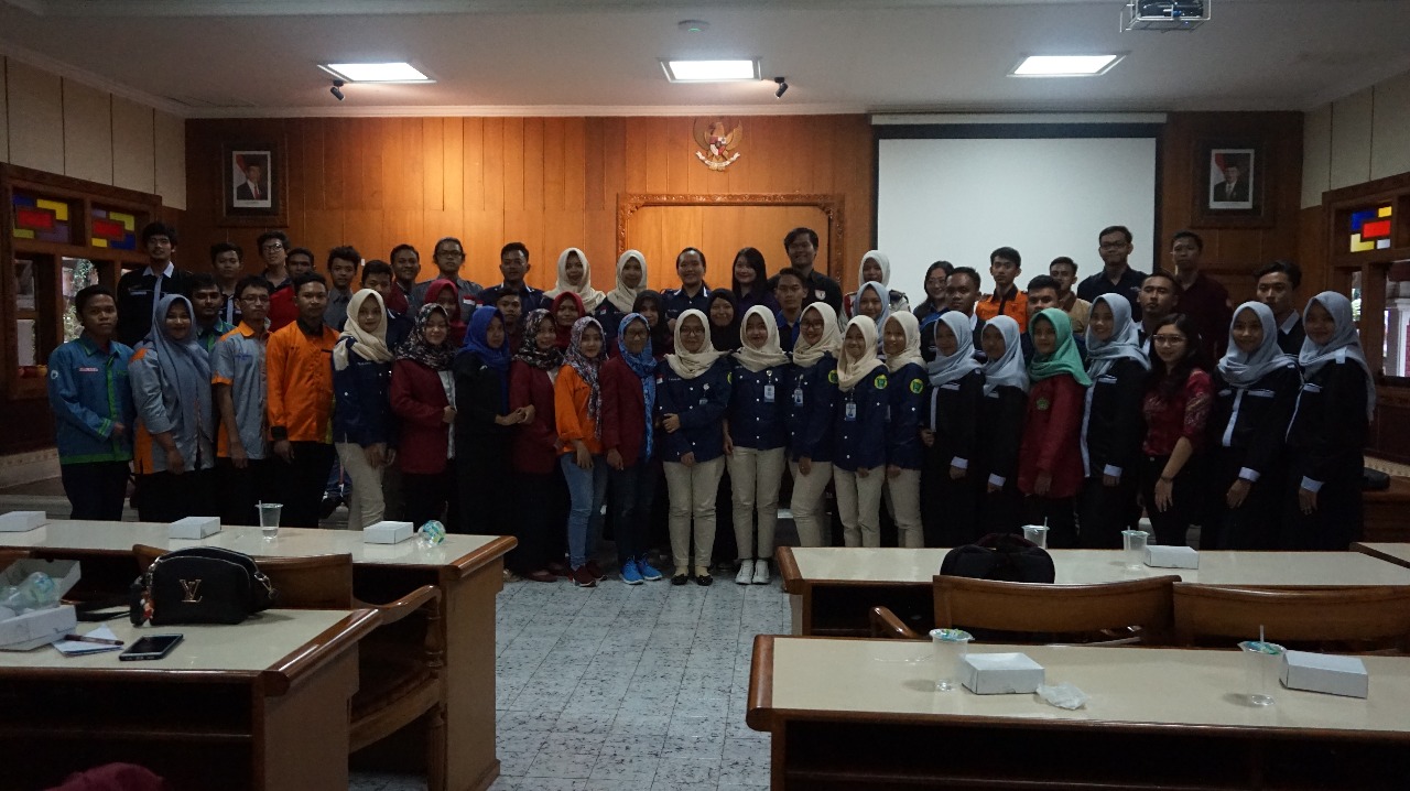 STUDY BANDING ORMAWA DAN UKM STIE PGRI DEWANTARA JOMBANG KE STIE MALANGKUCECWARA (ABM)