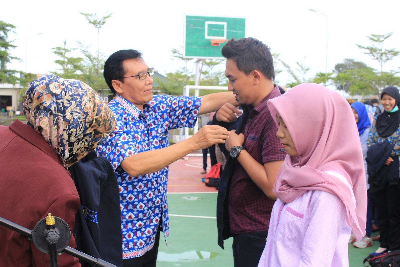 PEMBERANGKATAN KKN 325 MAHASISWA STIE PGRI DEWANTARA JOMBANG TAHUN AKADEMIK 2017/2018