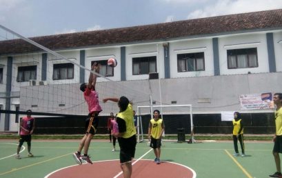 UKM OLAHRAGA STIE DEWANTARA GELAR STIE VOLLEY CUP 2018