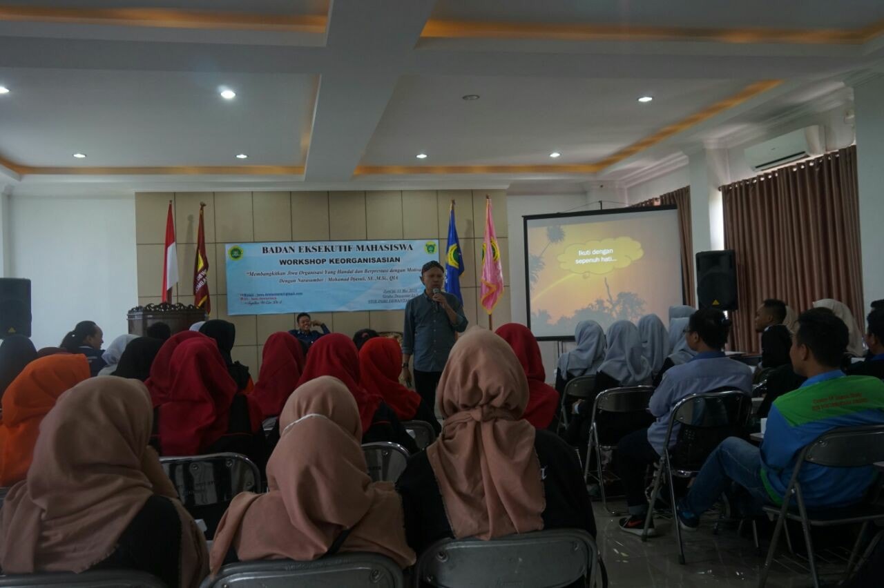 BEM STIE PGRI DEWANTARA JOMBANG MENGADAKAN  WORKSHOP KEORGANISASIAN