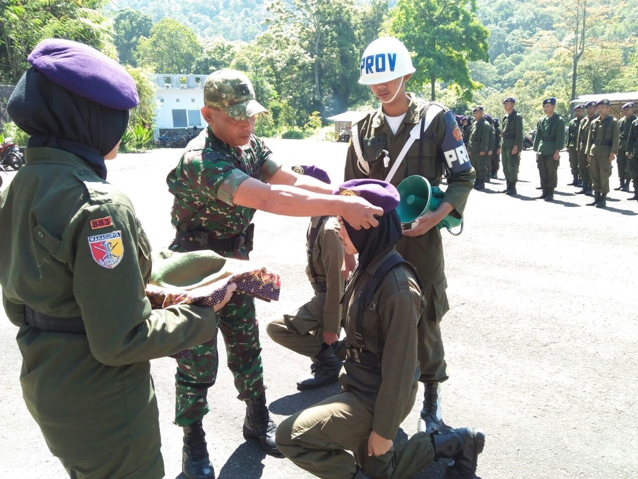 MENWA STIE PGRI DEWANTARA JOMBANG MENGIKUTI RAID BARET  GABUNGAN RESIMEN MAHASISWA KORWIL V