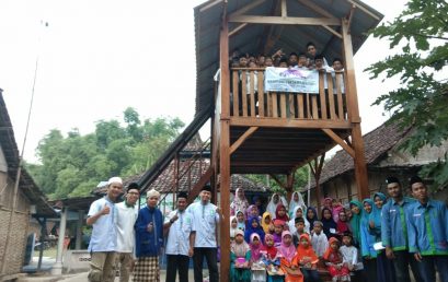 KAMPUNG CERIA RAMADHAN BERSAMA COIS (CENTER OF ISLAMIC STUDY) STIE PGRI DEWANTARA JOMBANG