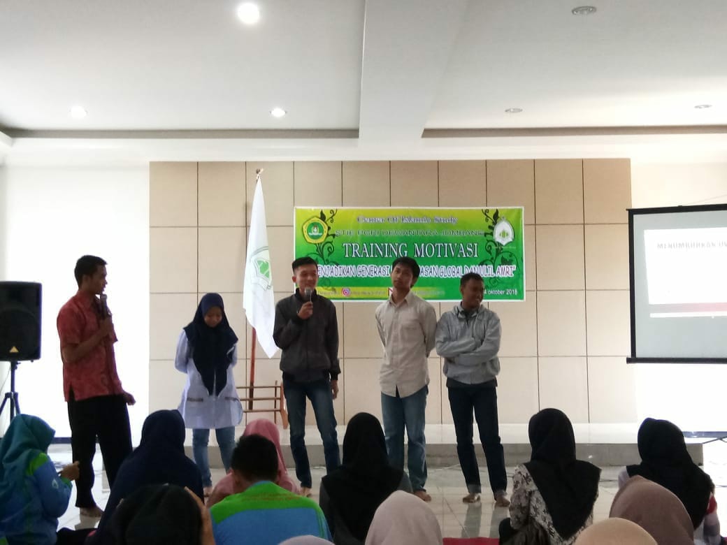CENTER OF ISLAMIC STUDY (COIS) MENGADAKAN TRAINING MOTIVASI STIE PGRI DEWANTARA JOMBANG