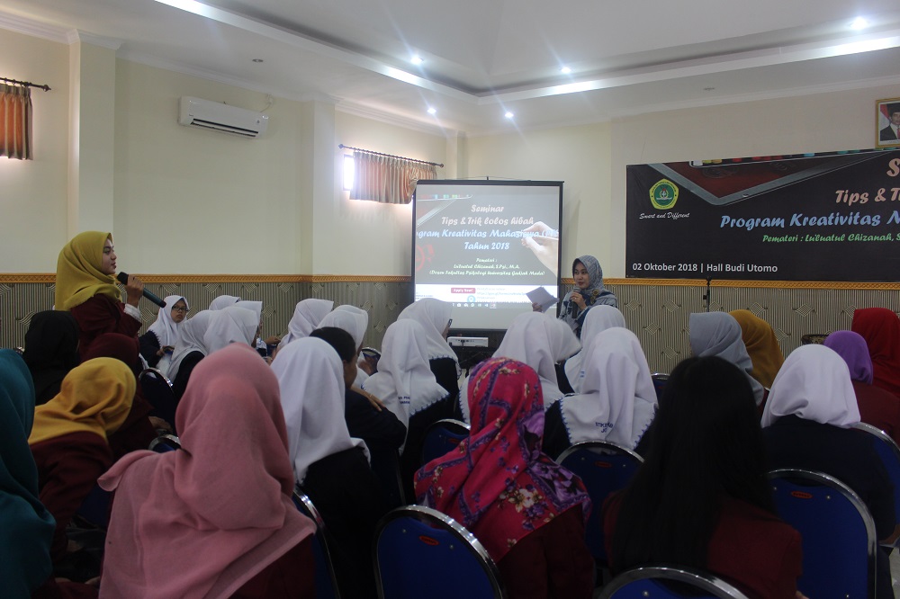 BAGIAN KEMAHASISWAAN DAN ALUMNI STIE PGRI DEWANTARA JOMBANG SUKSES MENGADAKAN SEMINAR TIPS LOLOS HIBAH PROGRAM KREATIVITAS MAHASISWA (PKM)