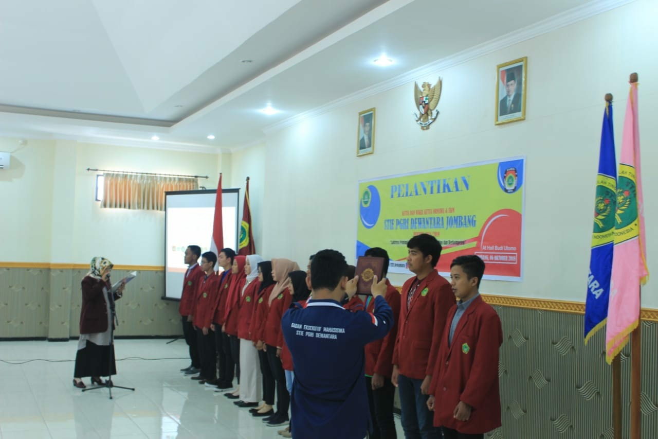 PELANTIKAN PENGURUS INTI ORMAWA DAN UKM PERIODE 2018 -2019, PEMIMPIN YANG BERINTEGRITAS, BERKUALITAS, DAN BERKOMPENTEN