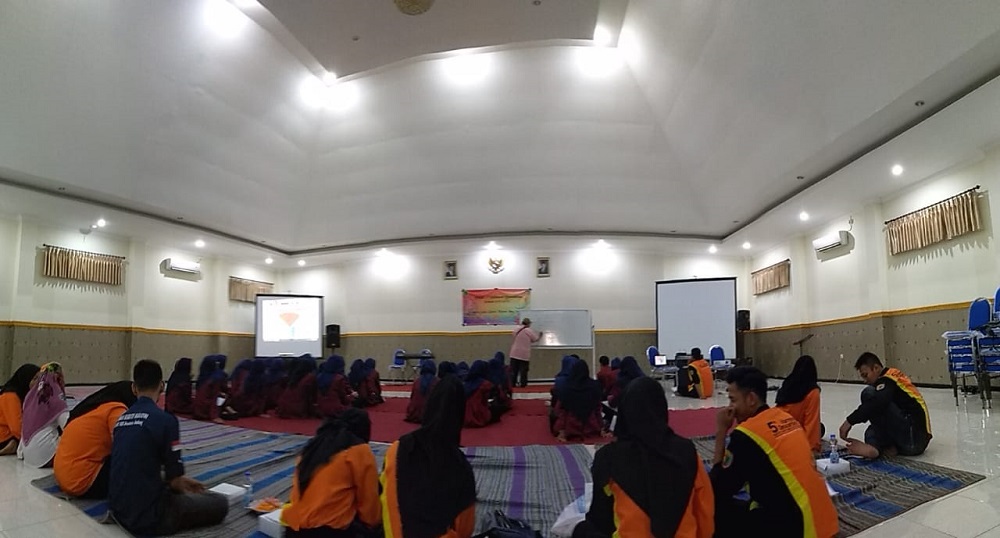 UKM PADUAN SUARA HARMONI DEWANTARA STIE PGRI DEWANTARA GELAR DIKLAT HARMONI DEWANTARA JOMBANG