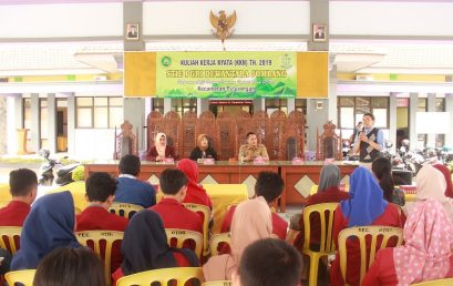 Pemberangkatan KKN Mahasiswa STIE PGRI Dewantara Jombang Tahun Akademik 2018/2019