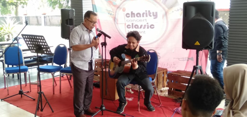 CHARITY CONCERT KE-3 SUKSES DIGELAR UKM DEWANTARA MUSIK  STIE PGRI DEWANTARA JOMBANG
