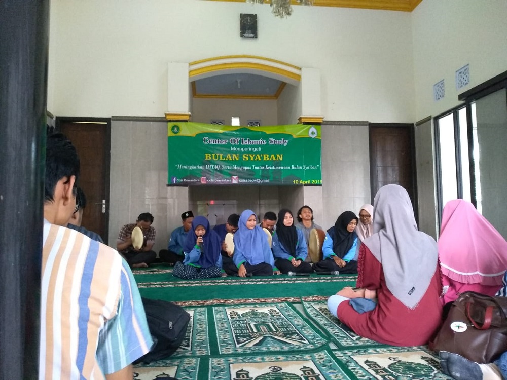 UKM CENTER OF ISLAMIC STUDY (COIS) STIE PGRI DEWANTARA JOMBANG GELAR PERINGATAN BULAN SYA’BAN