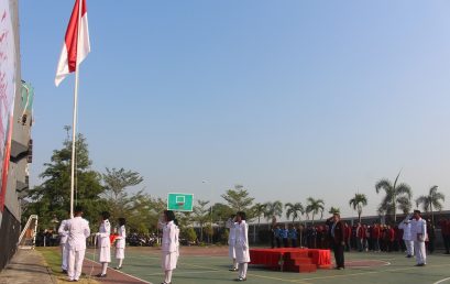 PERINGATI HARI ULANG TAHUN KE-74 REPUBLIK INDONESIA, STIE PGRI DEWANTARA JOMBANG GELAR BERBAGAI LOMBA DAN UPACARA 17 AGUSTUS
