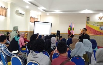 UKM SEC STIE PGRI DEWANTARA JOMBANG GELAR PELATIHAN KEWIRAUSAHAAN (MARKET PLACE)