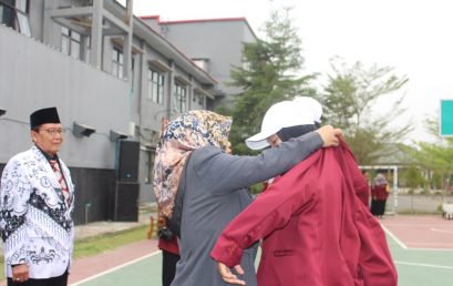 KETUA STIE PGRI DEWANTARA JOMBANG MEMIMPIN PEMBUKAAN PK2MABA TAHUN AKADEMIK 2019-2020