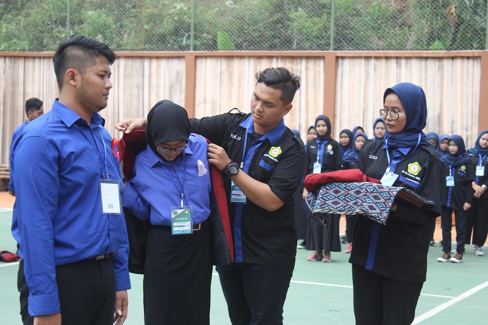HIMAJE STIE PGRI DEWANTARA JOMBANG SUKSES ADAKAN TRAINING OF HIMAJE (TRAOJE) 2019