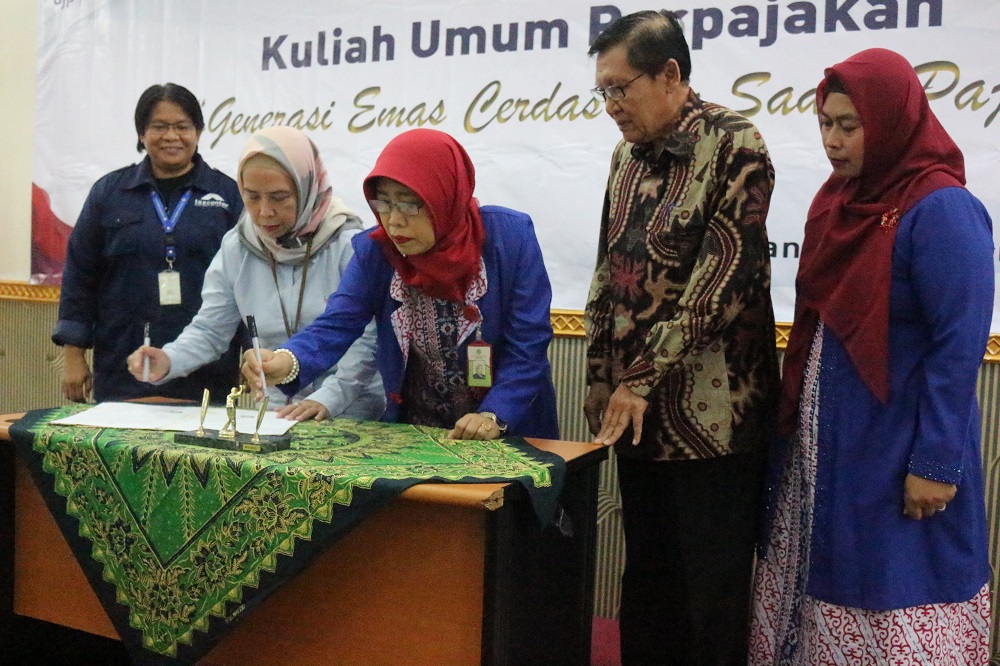 KULIAH UMUM, PENANDATANGANAN MoU,  DAN PERESMIAN TAX CENTER DEWANTARA
