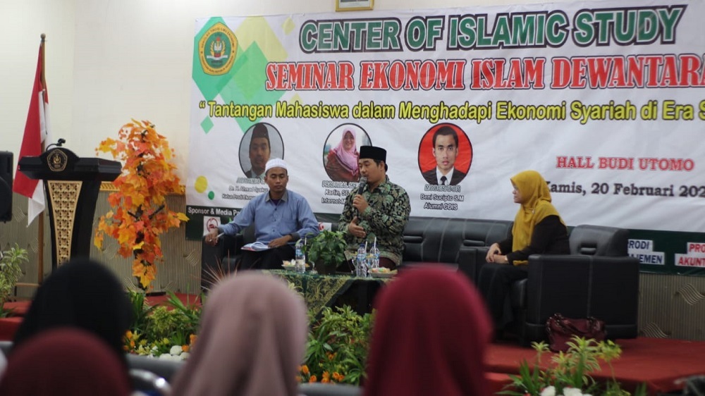 MENGHADAPI EKONOMI ISLAM DI ERA SOCIETY 5.0, UKM CENTER OF ISLAMIC STUDY (COIS) STIE PGRI DEWANTARA JOMBANG GELAR SEMINAR EKONOMI ISLAM