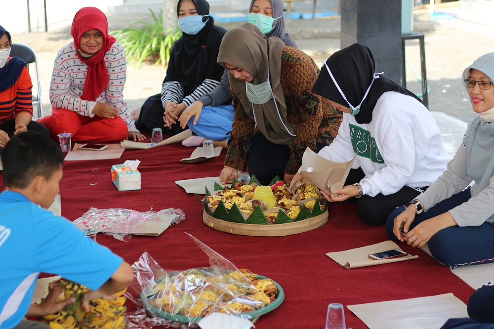 DIES NATALIS KE 25 STIE PGRI DEWANTARA JOMBANG DIRAYAKAN SECARA SEDERHANA DAN TETAP KREATIF DI TENGAH PANDEMI CORONA