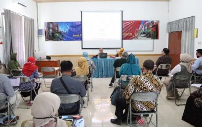 TETAP MEMPERHATIKAN PROTOKOL KESEHATAN, RAPAT PERSIAPAN AWAL PERKULIAHAN SEMESTER GASAL TA 2020/2021 STIE PGRI DEWANTARA JOMBANG DIADAKAN