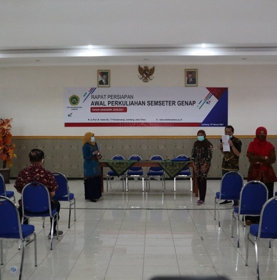 STIE PGRI DEWANTARA JOMBANG GELAR RAPAT PERSIAPAN AWAL PERKULIAHAN SEMESTER GENAP TAHUN AKADEMIK 2020/2021 SECARA ONLINE