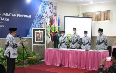PELANTIKAN KETUA STIE PGRI DEWANTARA JOMBANG  MASA BAKTI 2021-2025